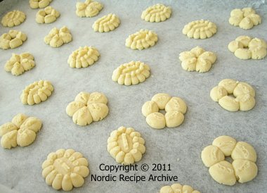 Pressed butter cookies