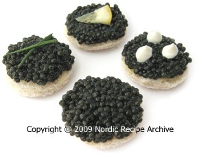 Caviar canap&eacute;s
