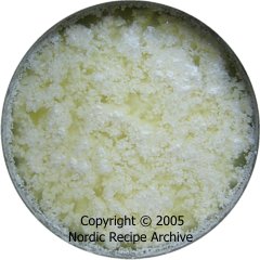 Curd and whey separating Curd and whey separating