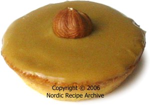 Hazelnut b&eacute;b&eacute;