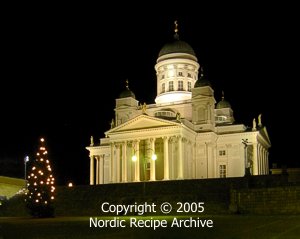 Senate Square at night